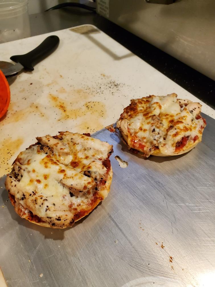 Order Pizza Bagel food online from Pizza Con Amor store, Los Angeles on bringmethat.com