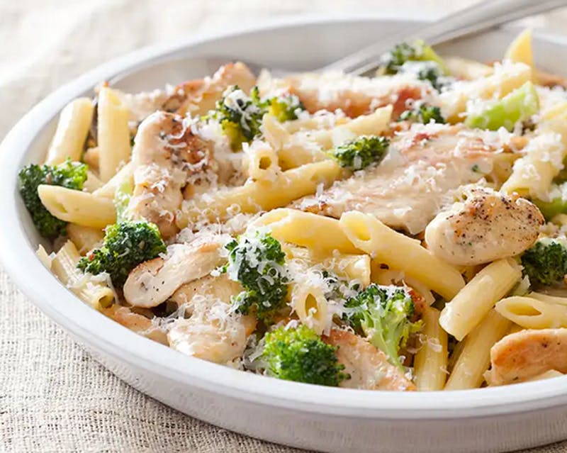 Order Penne with Chicken, Broccoli, Garlic & Oil - Pasta food online from Brother Bruno Pizza store, Washingtonville on bringmethat.com