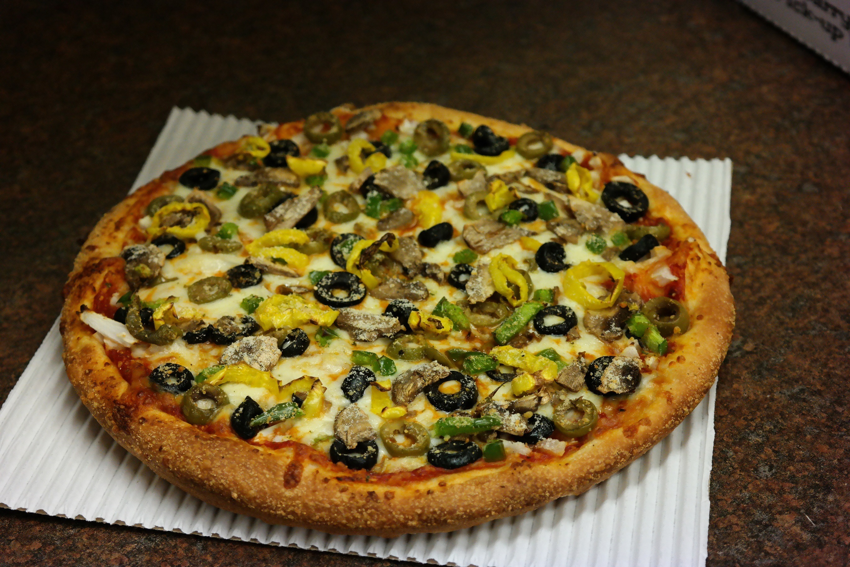 Order Veggie Patch Pizza - 14" Medium food online from Powerhouse Pizza store, Camden on bringmethat.com