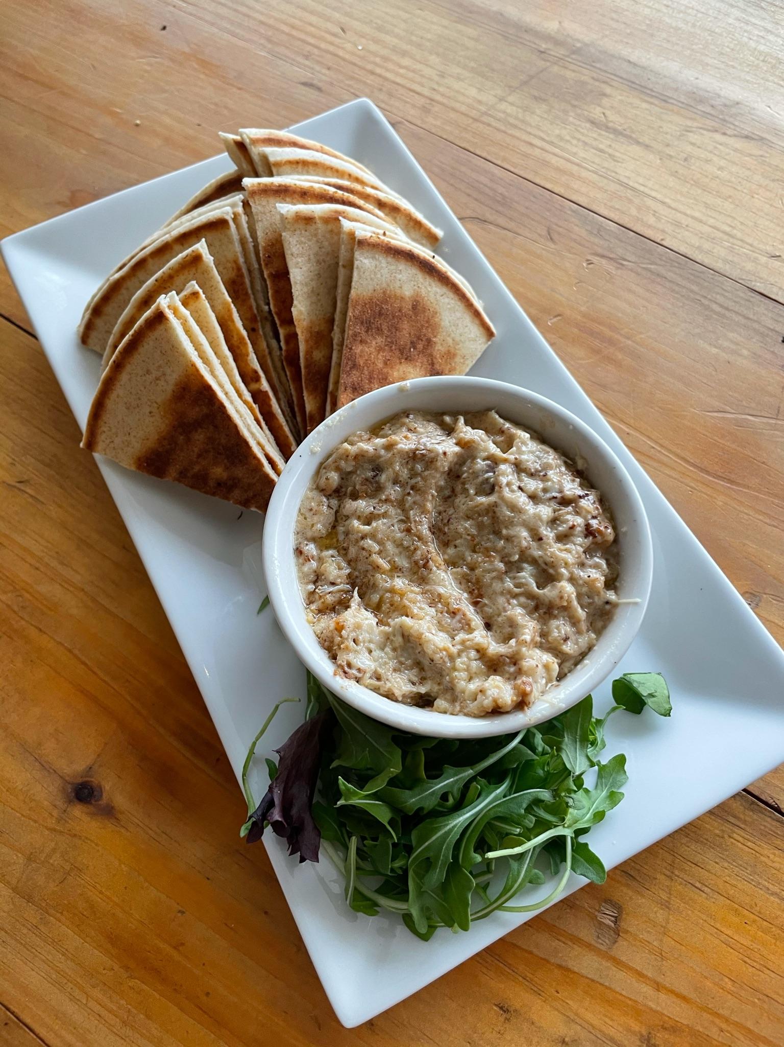 Order Crab Dip food online from Bistro 804 store, Richmond on bringmethat.com