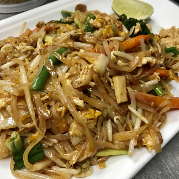 Order N1. Pad Thai Noodle food online from Williamsburg Thai store, Brooklyn on bringmethat.com