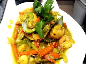 Order Seafood Curry food online from Chai Yo Thai Cuisine store, Riverview on bringmethat.com