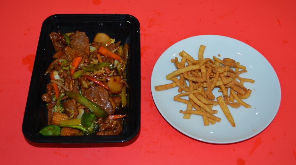 Order B14. Beef Chow Mein food online from Canton Express store, Plano on bringmethat.com