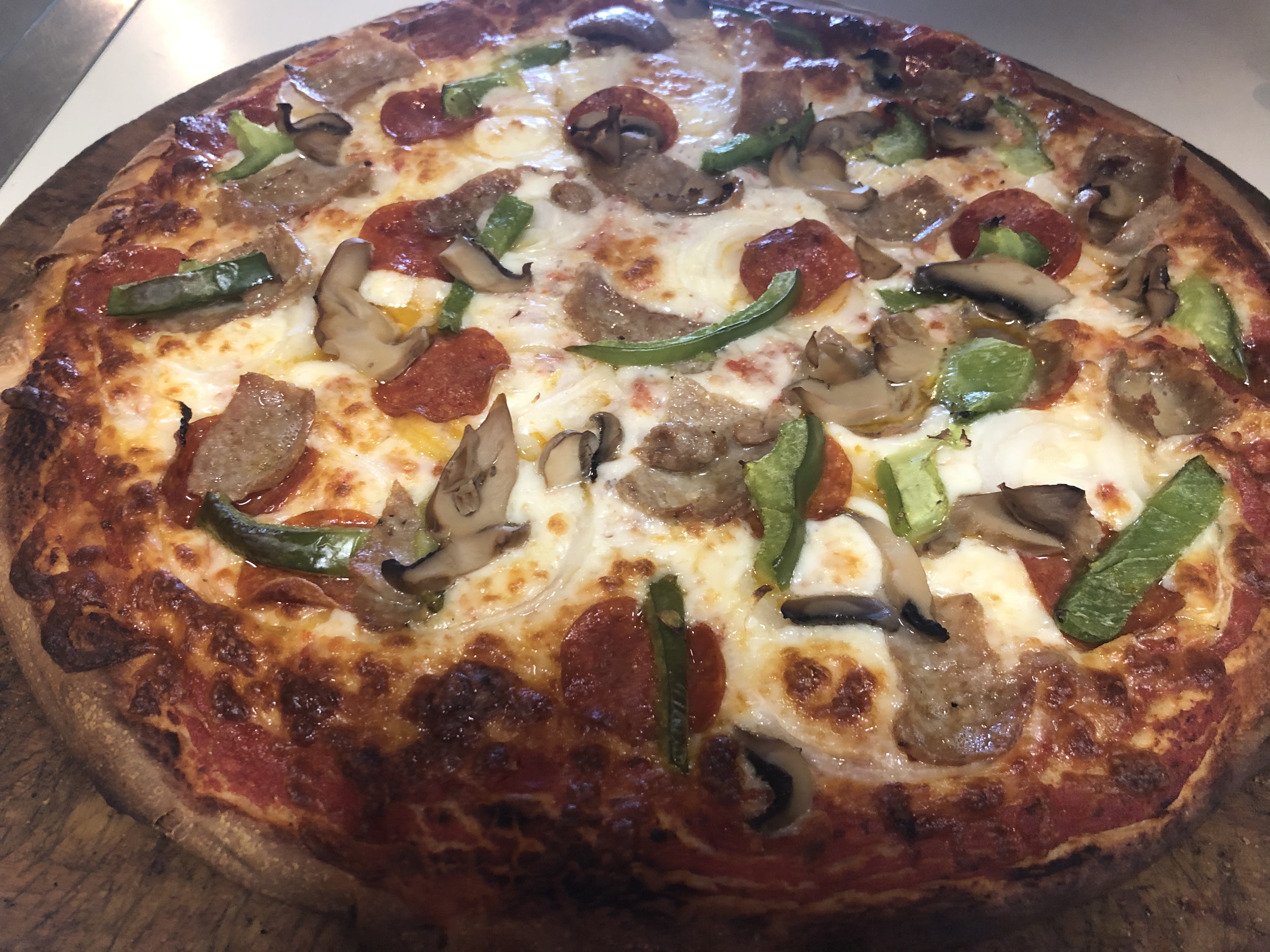Order Round Robin Specialty Pizza food online from Celebre Pizzeria store, Philadelphia on bringmethat.com