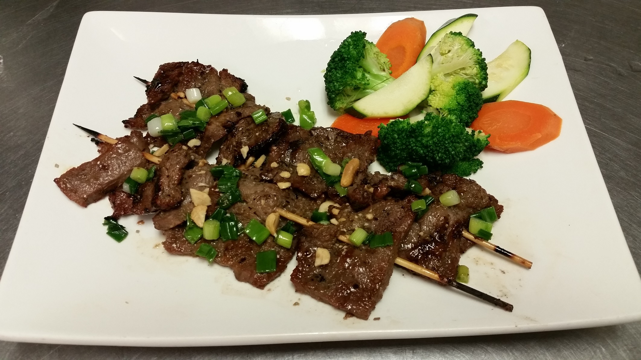 Order Grilled Lemongrass Beef food online from Hoi An 1608 store, San Francisco on bringmethat.com