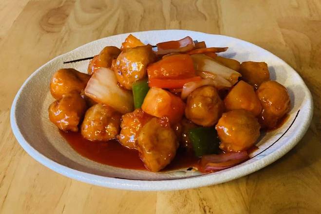 Order Sweet & Sour Meatless Chicken food online from Yh-Beijing store, San Francisco on bringmethat.com