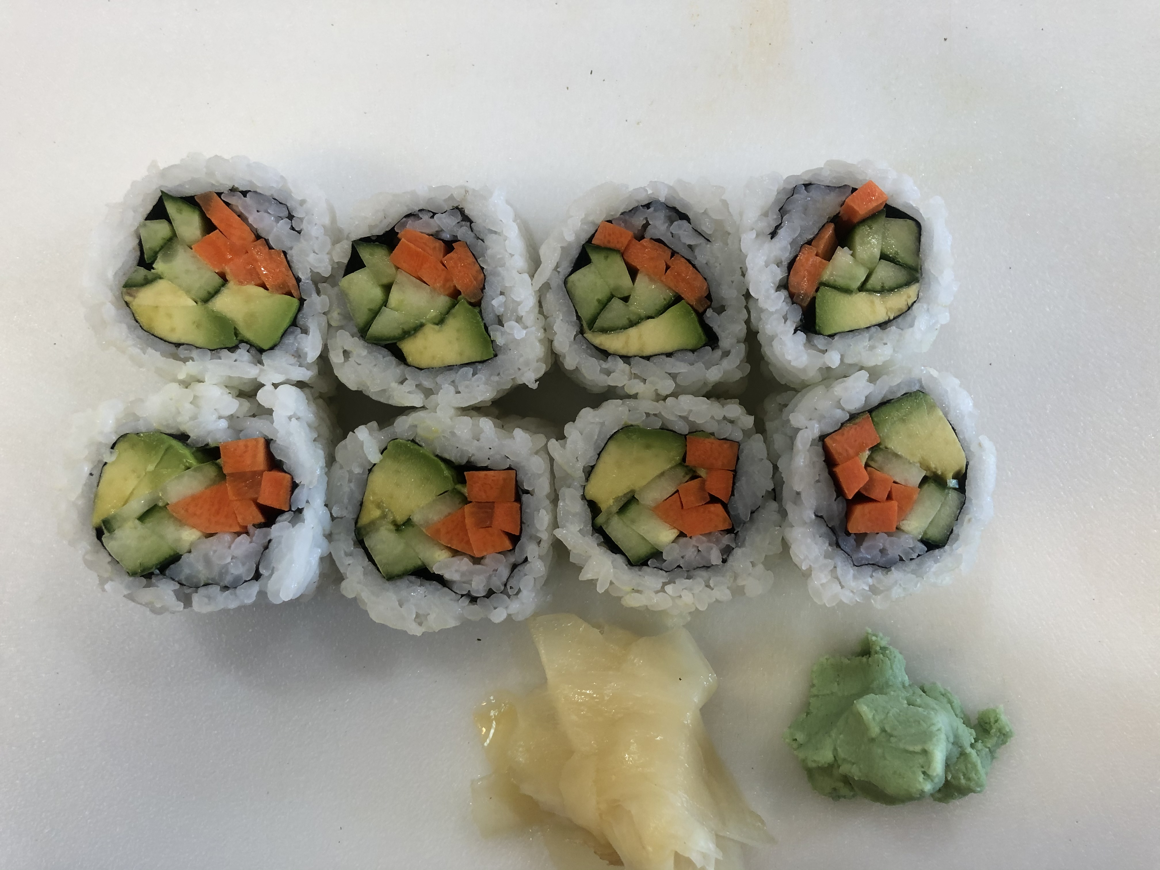 Order Veggie Roll food online from Sushi Go store, Dallas on bringmethat.com