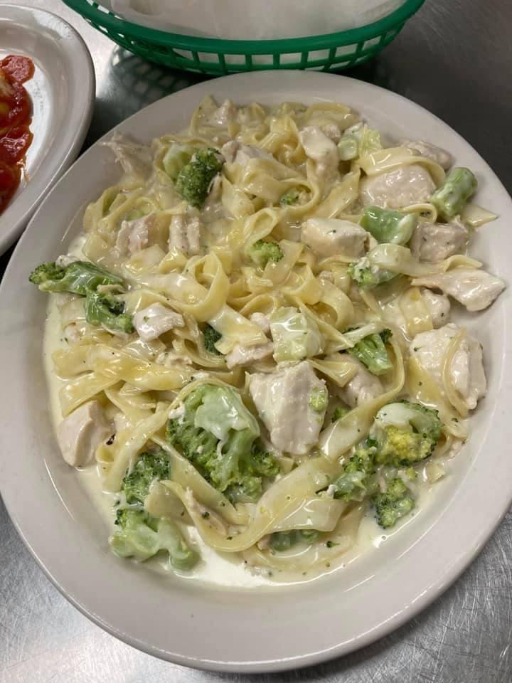 Order Chicken Alfredo - Pasta food online from Little Italy Pizza store, Rural Hall on bringmethat.com