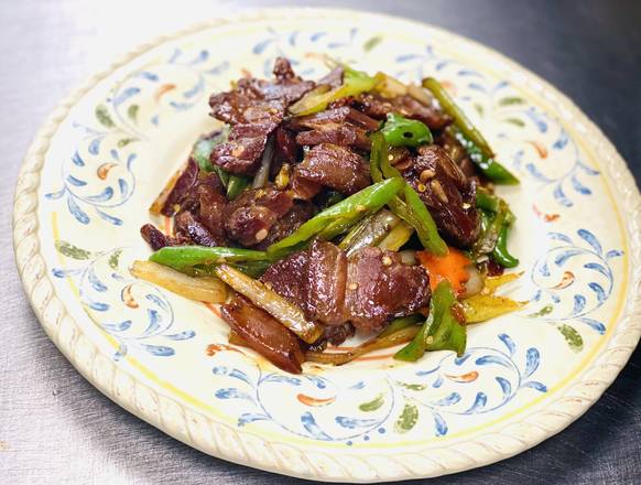Order CN23. Stir Fried Pickled Pork w/ Green Pepper 尖椒臘肉  food online from Uncle Chen's Chinese Restaurant store, State College on bringmethat.com