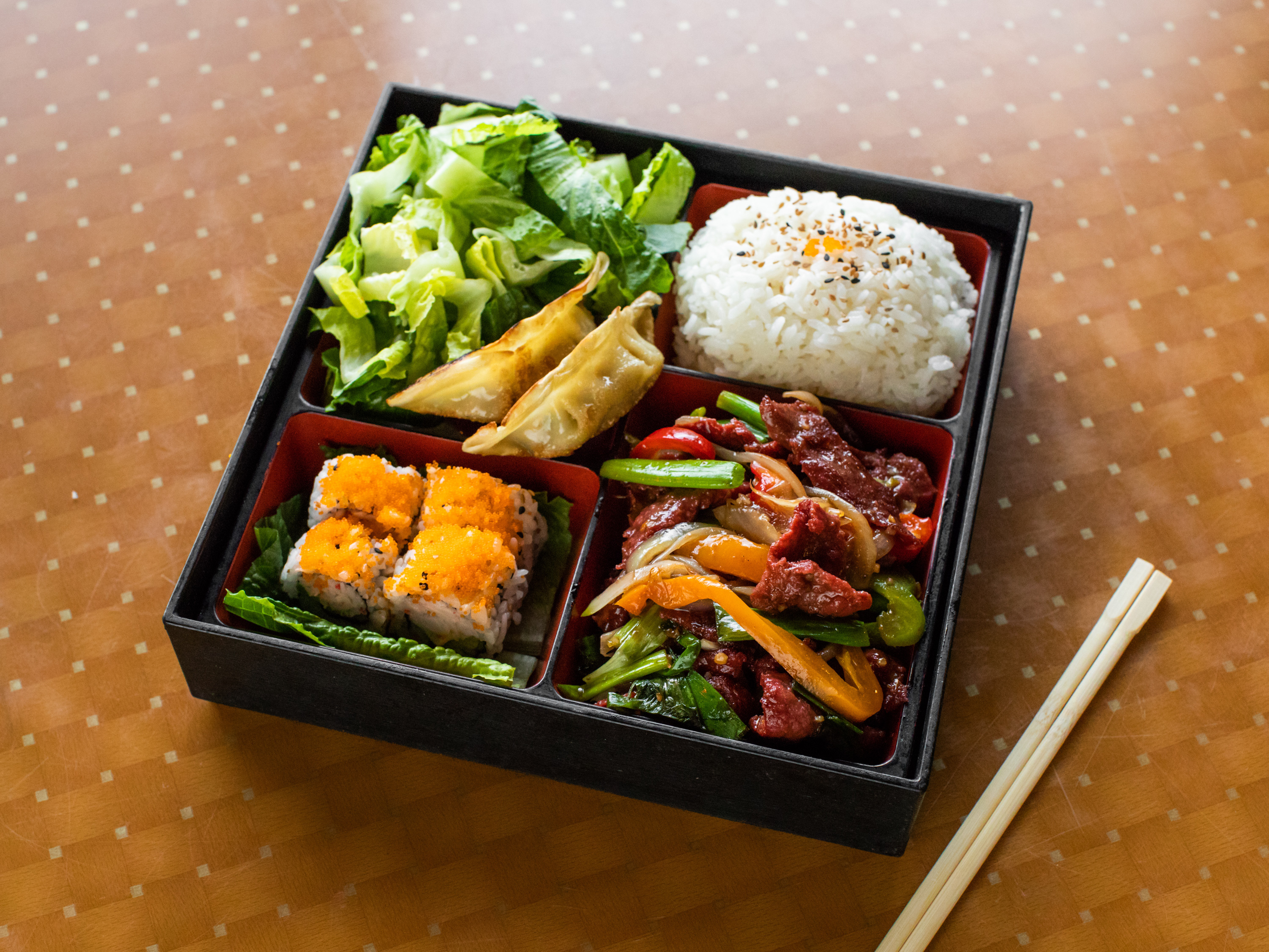 Order  Hibachi Chicken Bento Box Combo food online from Makoto Japanese Buffet store, Vancouver on bringmethat.com