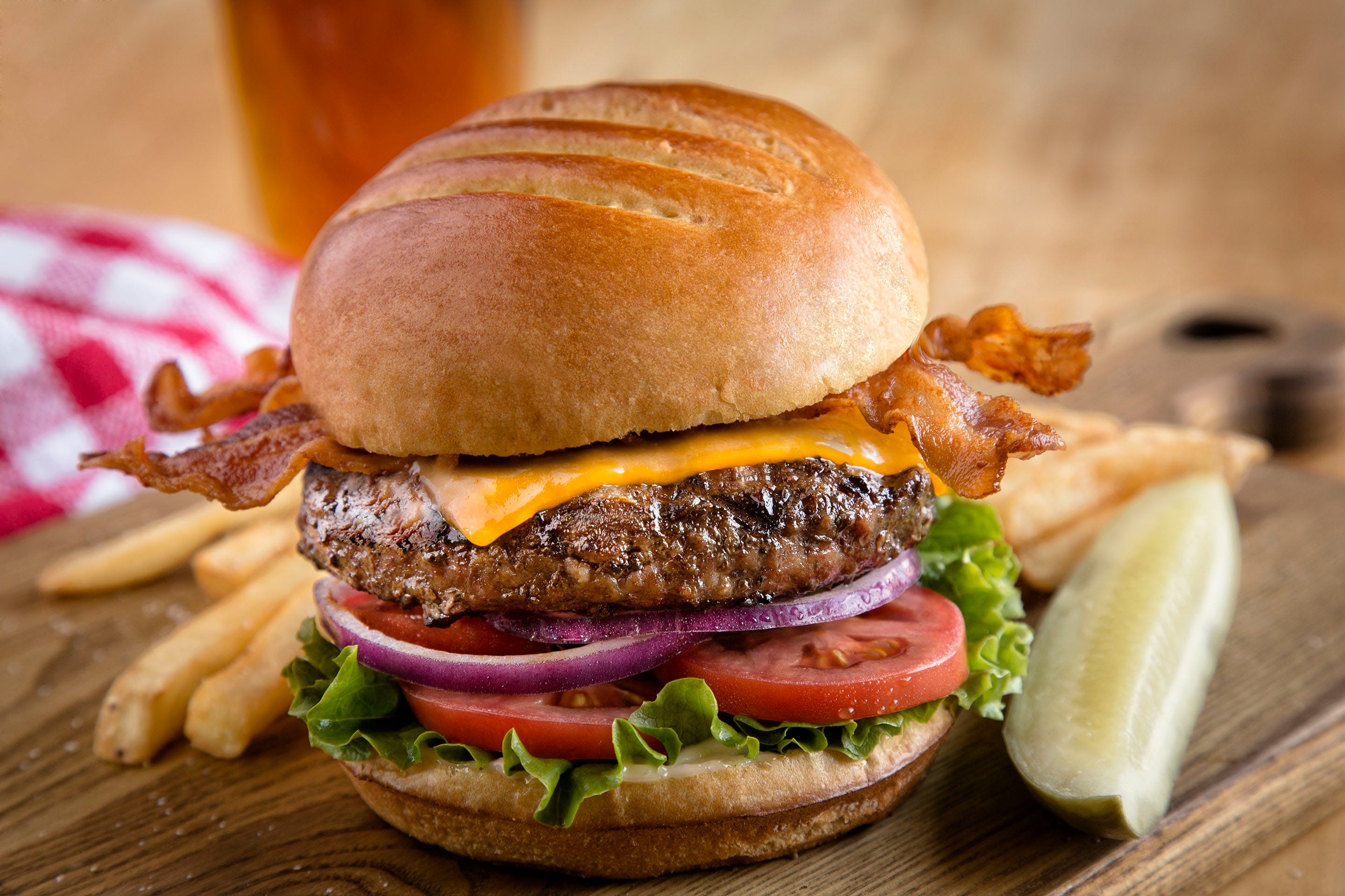Order Bacon Cheddar Burger - Burger food online from UNO Pizzeria & Grill store, Oaks on bringmethat.com