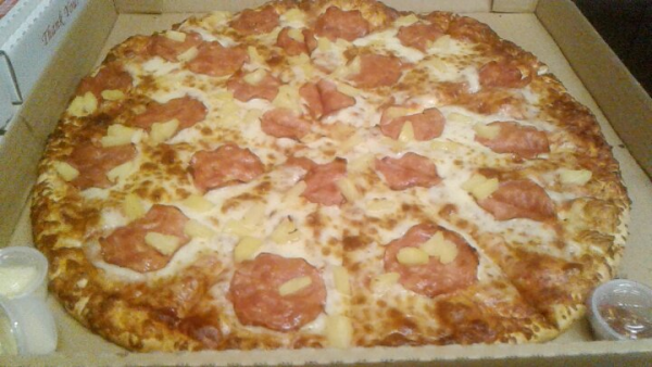 Order Hawaiian Pizza food online from New York Pizza & Pasta store, San Leandro on bringmethat.com