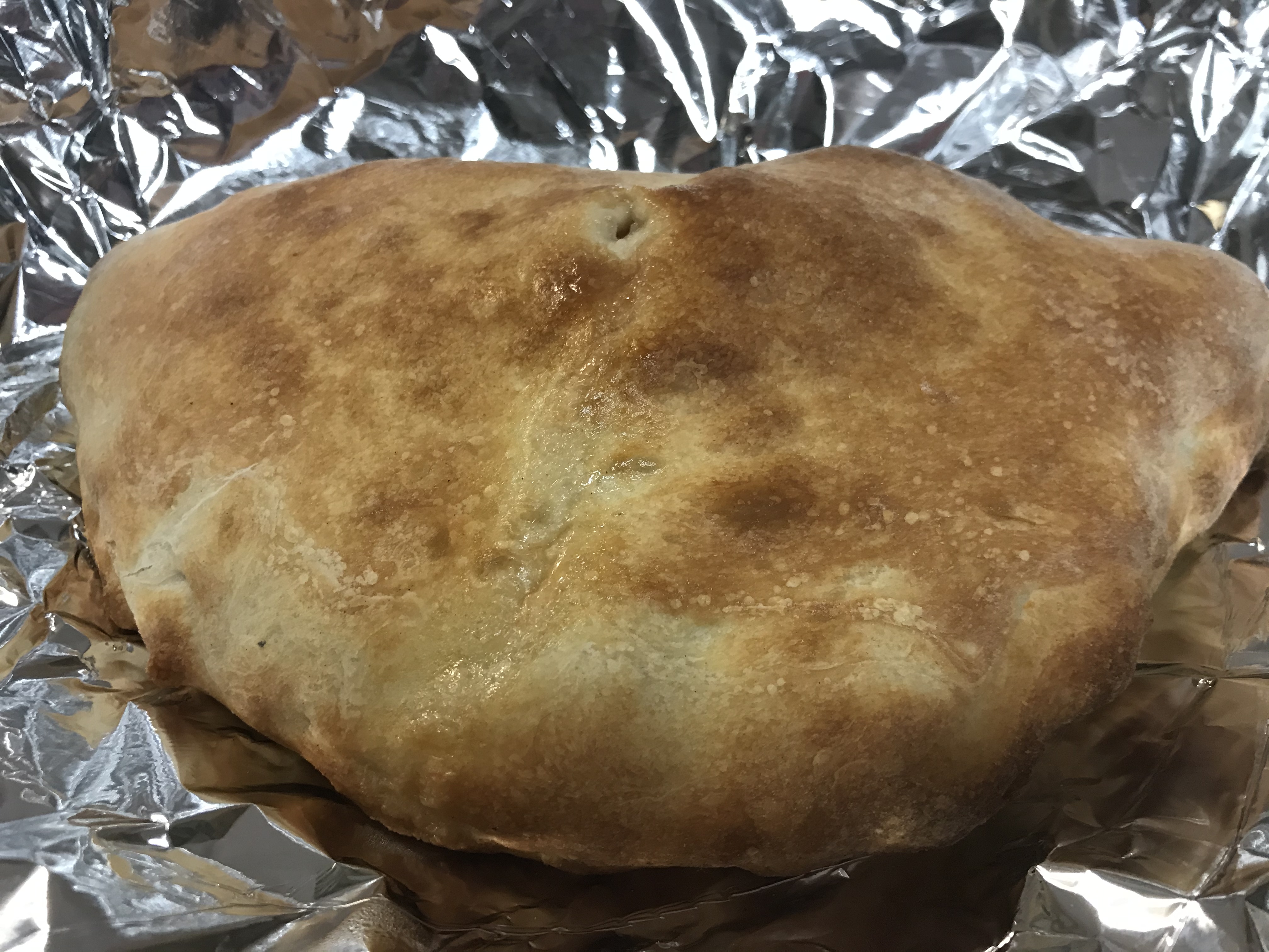 Order Calzone food online from Sal Vito Pizza at Ritz store, Voorhees on bringmethat.com