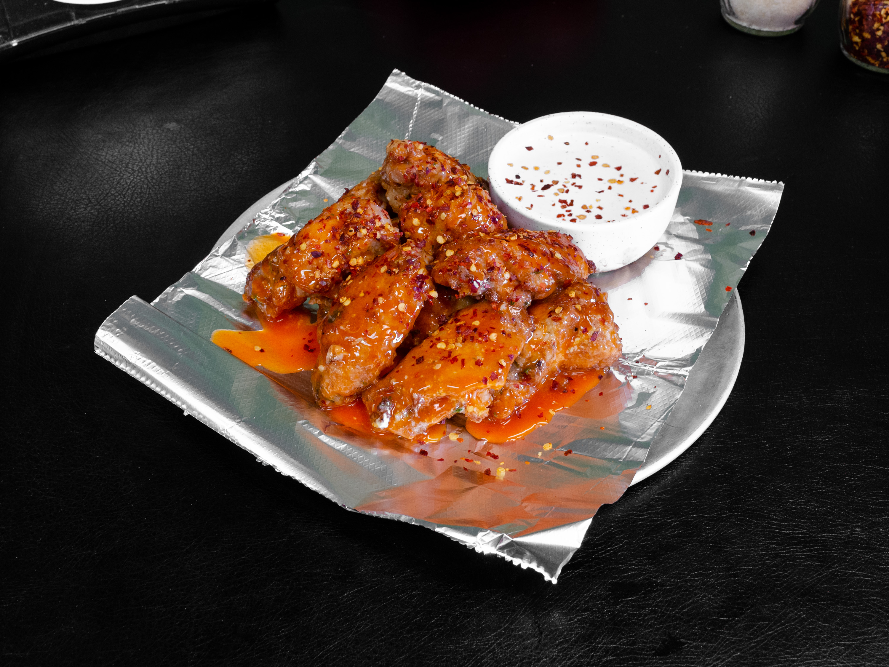 Order Wings food online from Fatty Pizza store, Macon on bringmethat.com