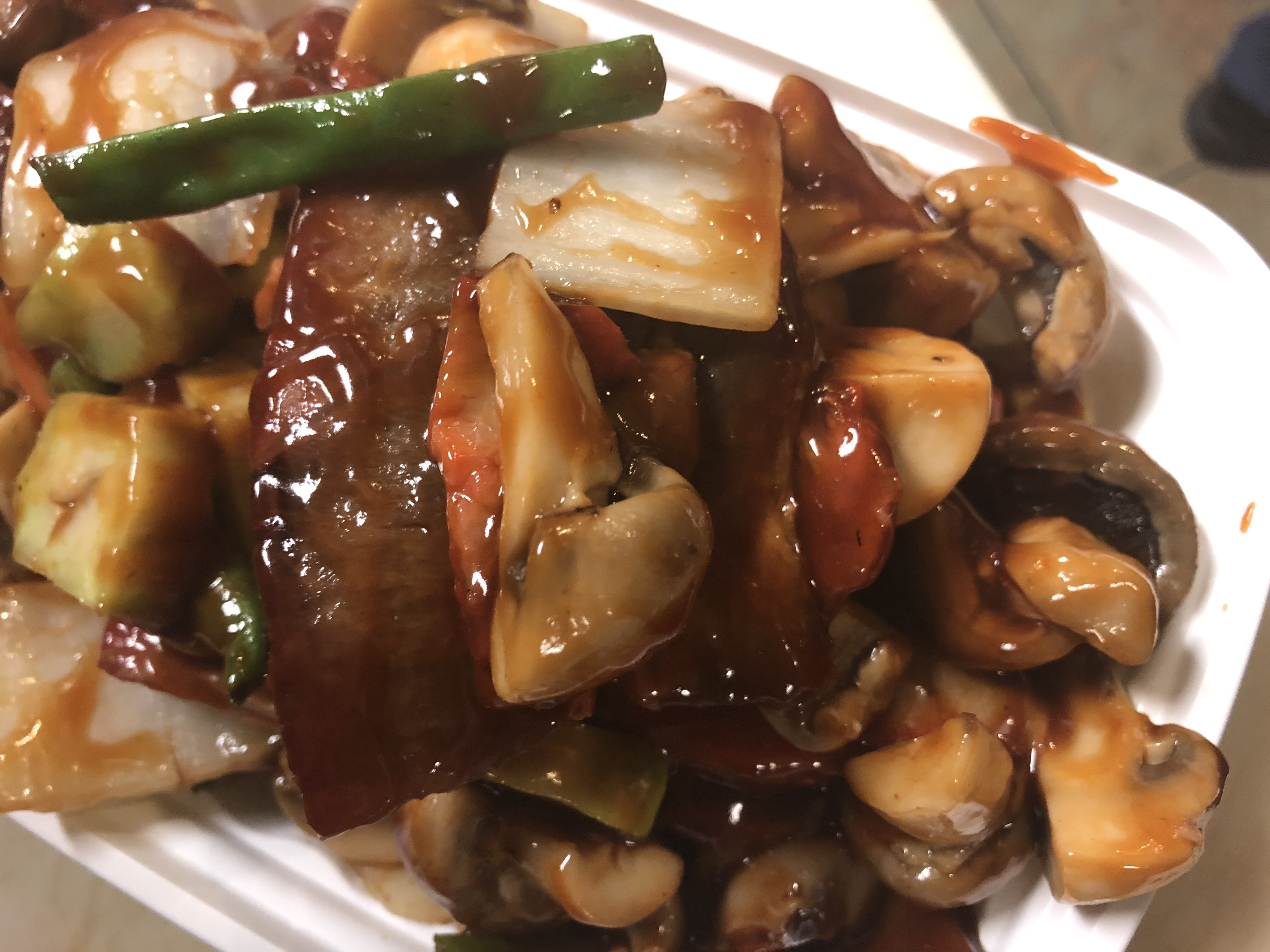 Order 42. Quart of Roast Pork with Mushrooms food online from China Joy Restaurant store, Jacksonville on bringmethat.com