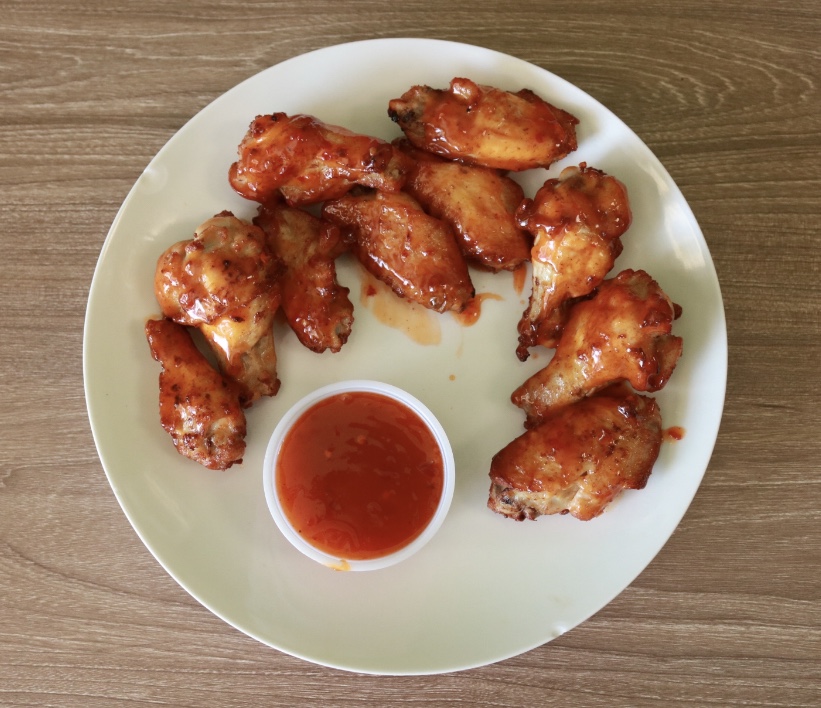 Order 10 Mango Habanero Wings food online from Super Pizza Veloz store, Bell Gardens on bringmethat.com