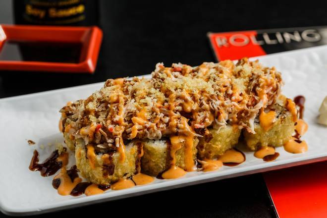 Order Thriller Roll  food online from Rock N Roll Sushi - Perkins Rd. store, Baton Rouge on bringmethat.com