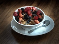 Order Wildberry Crunch Oatmeal food online from Wildberry Pancakes & Cafe store, Libertyville on bringmethat.com