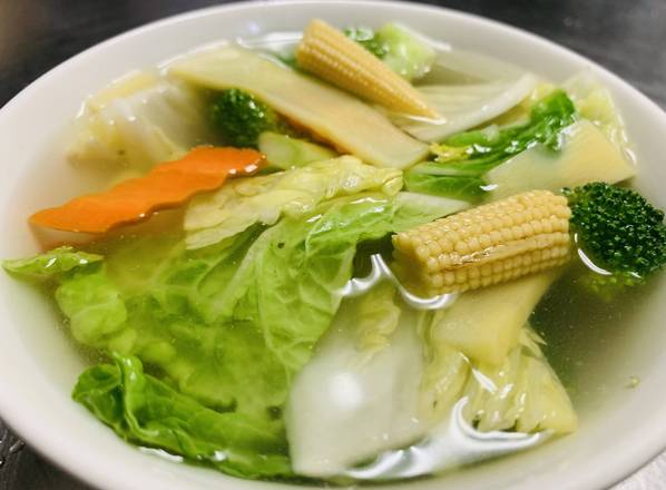 Order 素菜汤Mixed Vegetable Soup (Bowl) food online from Chopsticks store, Kent on bringmethat.com