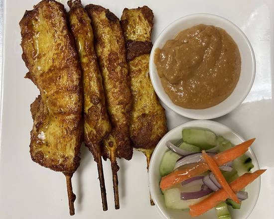 Order Chicken Satay food online from Royal Thai Restaurant store, Chicago on bringmethat.com