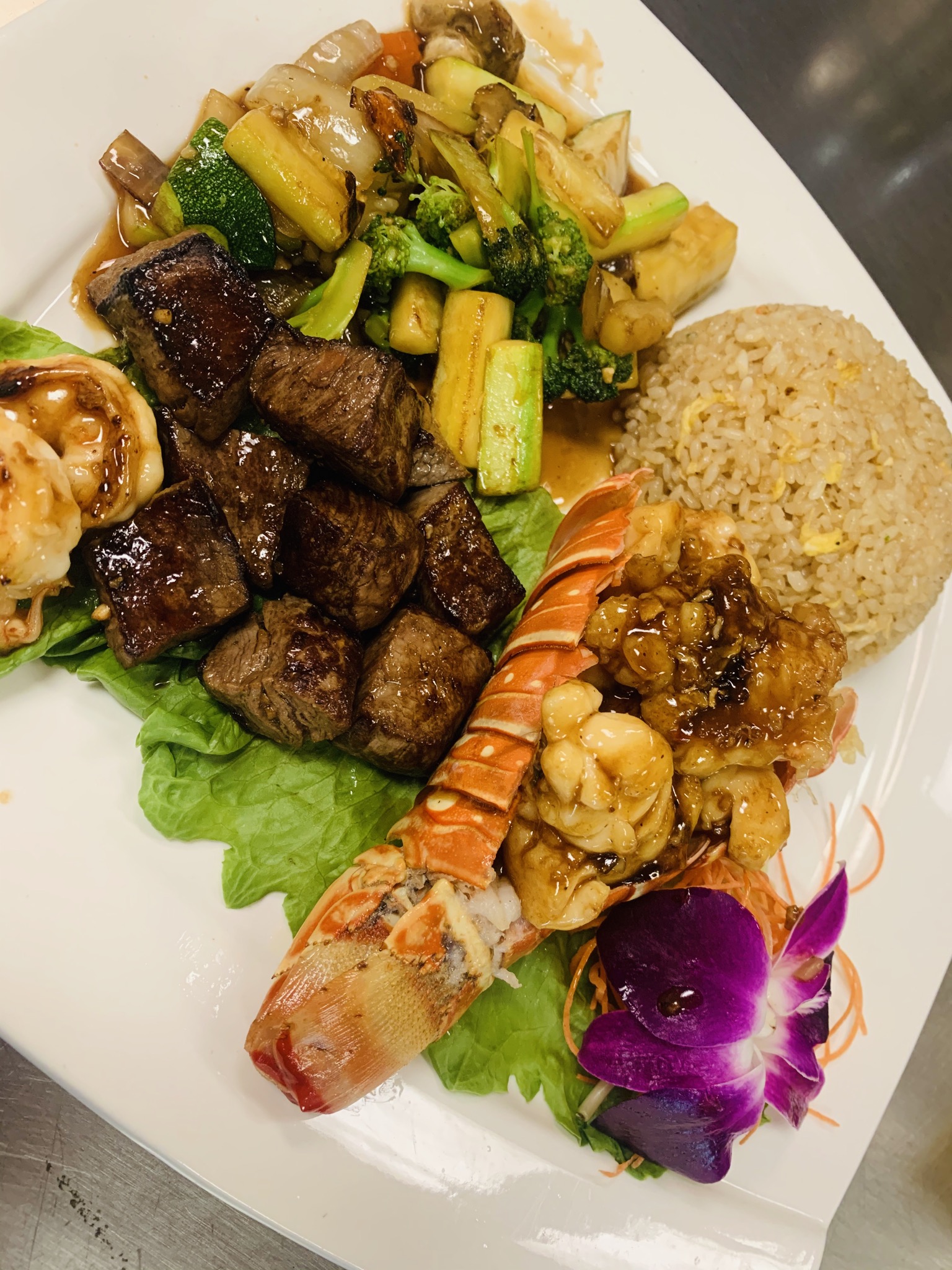 Order Lobster Tail and Steak Dinner food online from Tomodachi Japanese Steakhouse & Sushi Bar store, Royersford on bringmethat.com