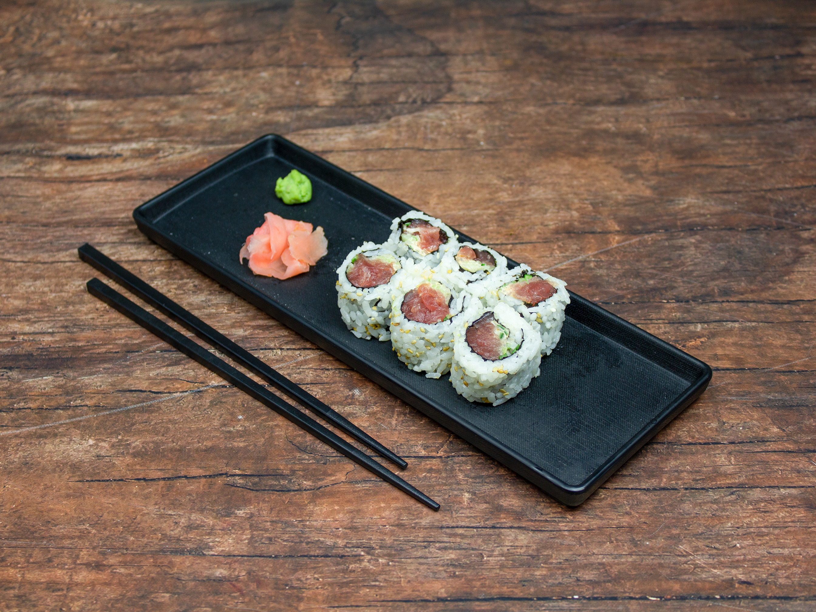 Order Spicy Tuna Maki  food online from Zen Japanese Grill & Sushi Bar store, Boston on bringmethat.com
