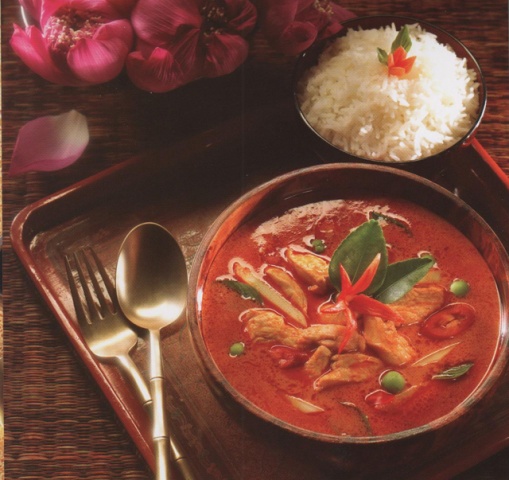 Order Red Curry food online from Happy Elephant Thai Cuisine store, Elk Grove Village on bringmethat.com