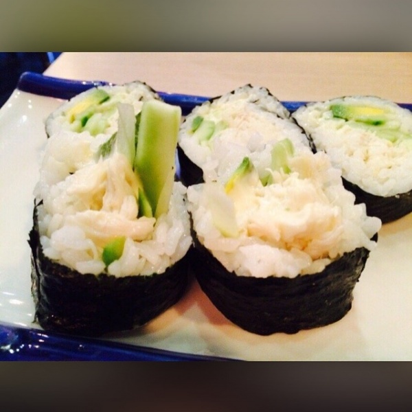 Order Blue Crab Roll food online from What the fish sushi store, Los Angeles on bringmethat.com