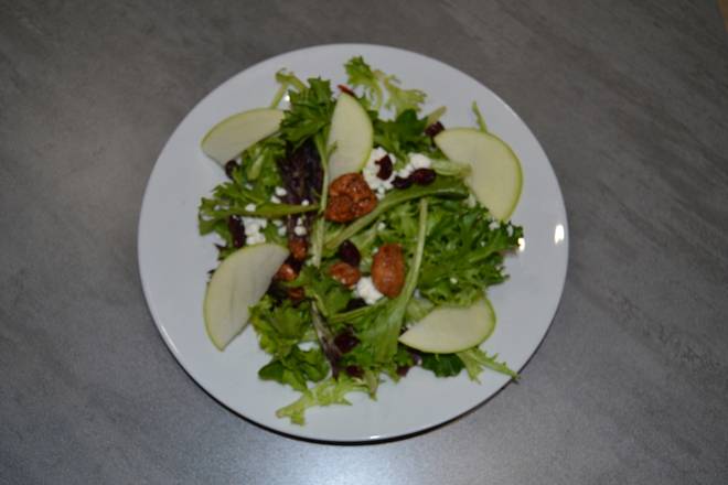 Order Green Apple Salad food online from Tommy's Original Pizza store, West Chester on bringmethat.com