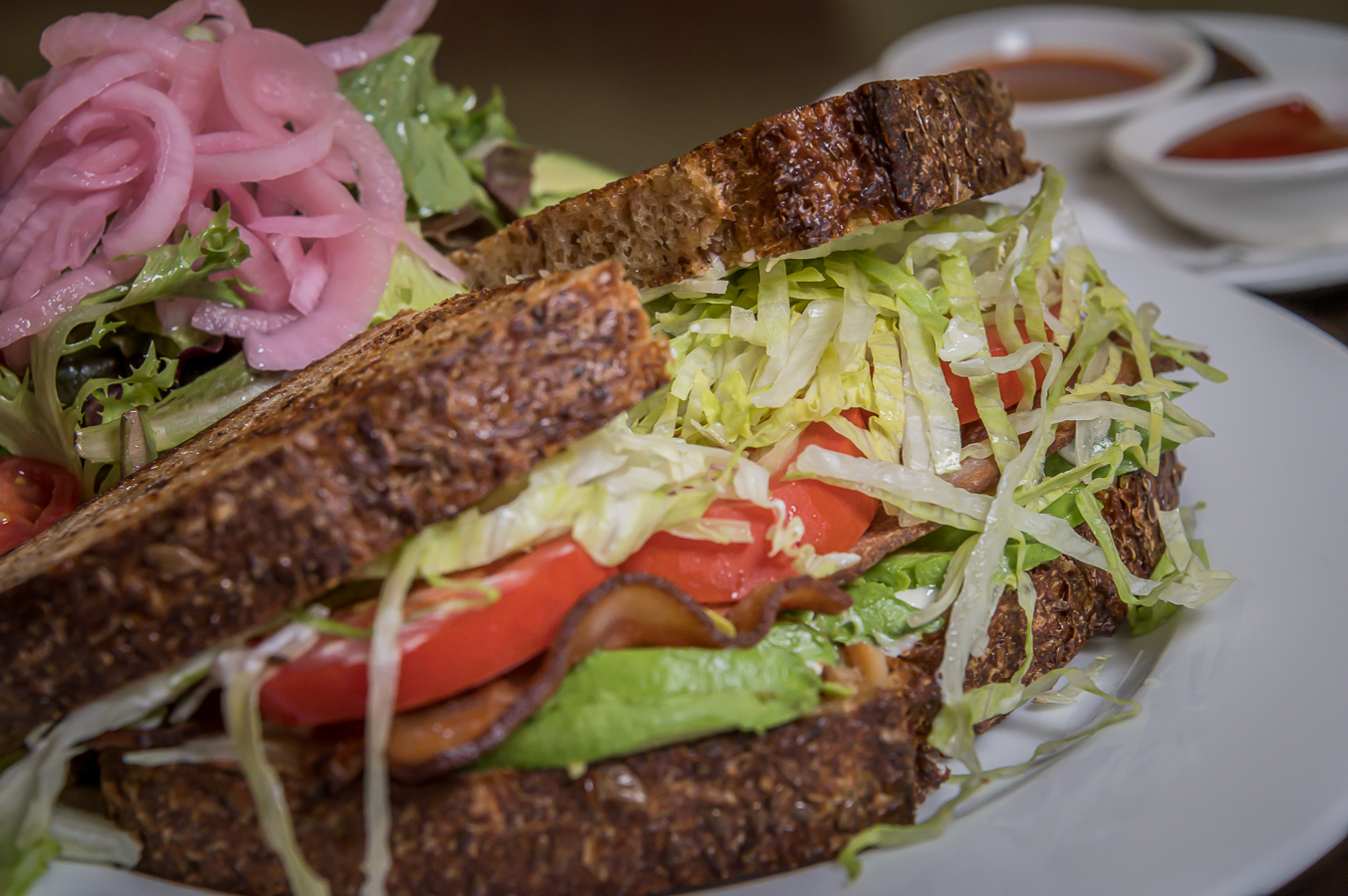Order Applewood Smoked Bacon and Avocado Sandwich food online from Jo Diner store, San Diego on bringmethat.com