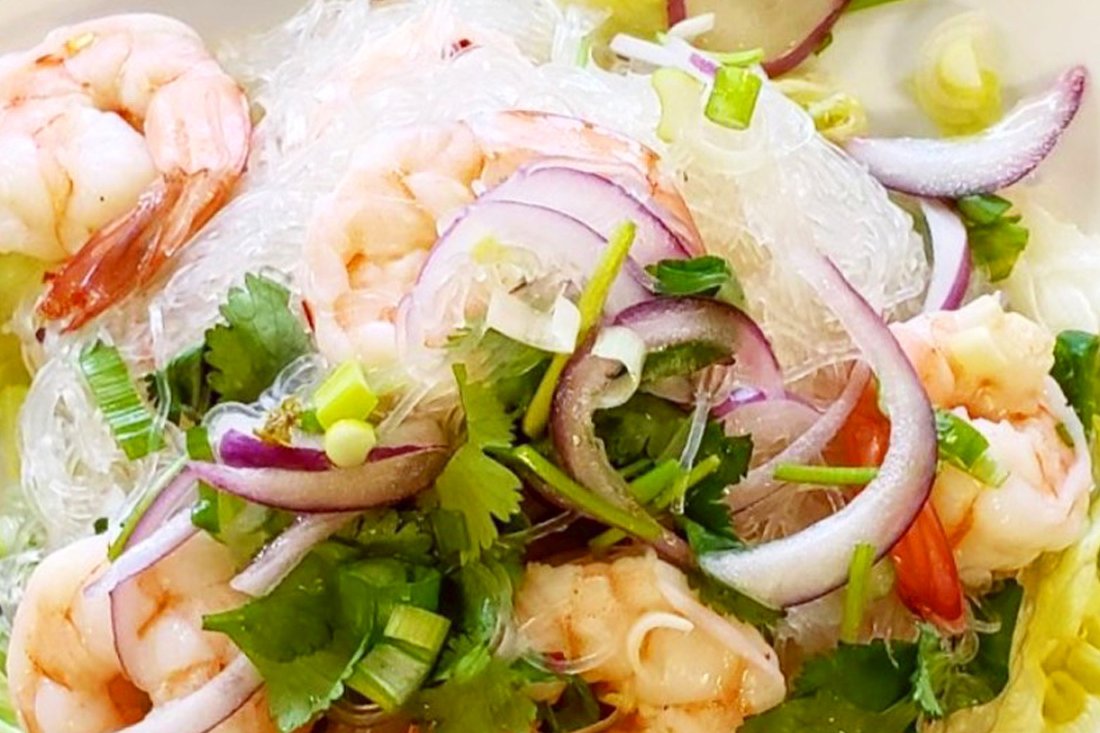 Order Yum Won Zen Salad food online from Ocha Thai Cuisine store, Las Vegas on bringmethat.com