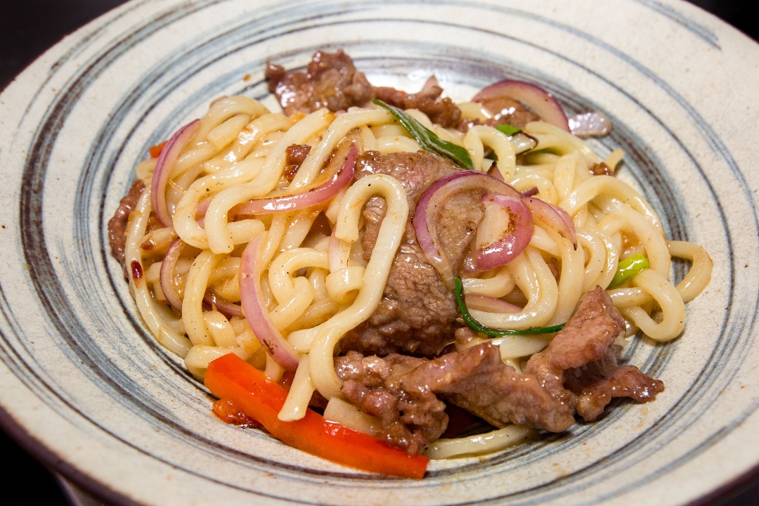 Order XO Sauce Udon Beef food online from Fuji store, Quincy on bringmethat.com