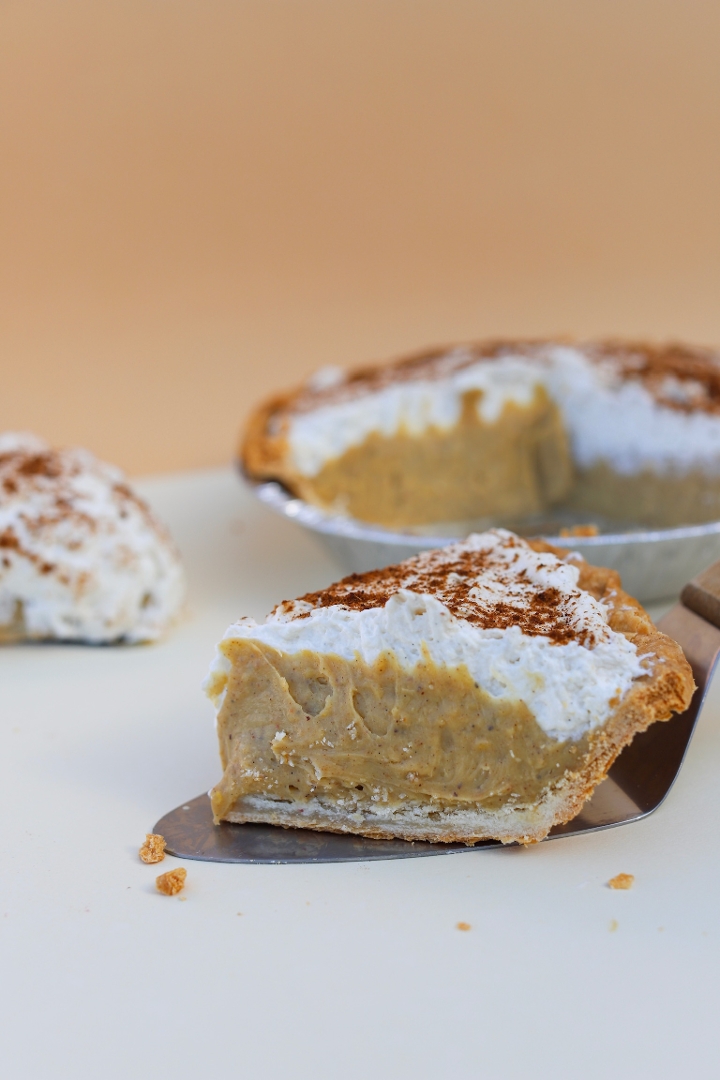 Order Eggnog Cream Pie food online from Pop Pie Co. store, San Diego on bringmethat.com