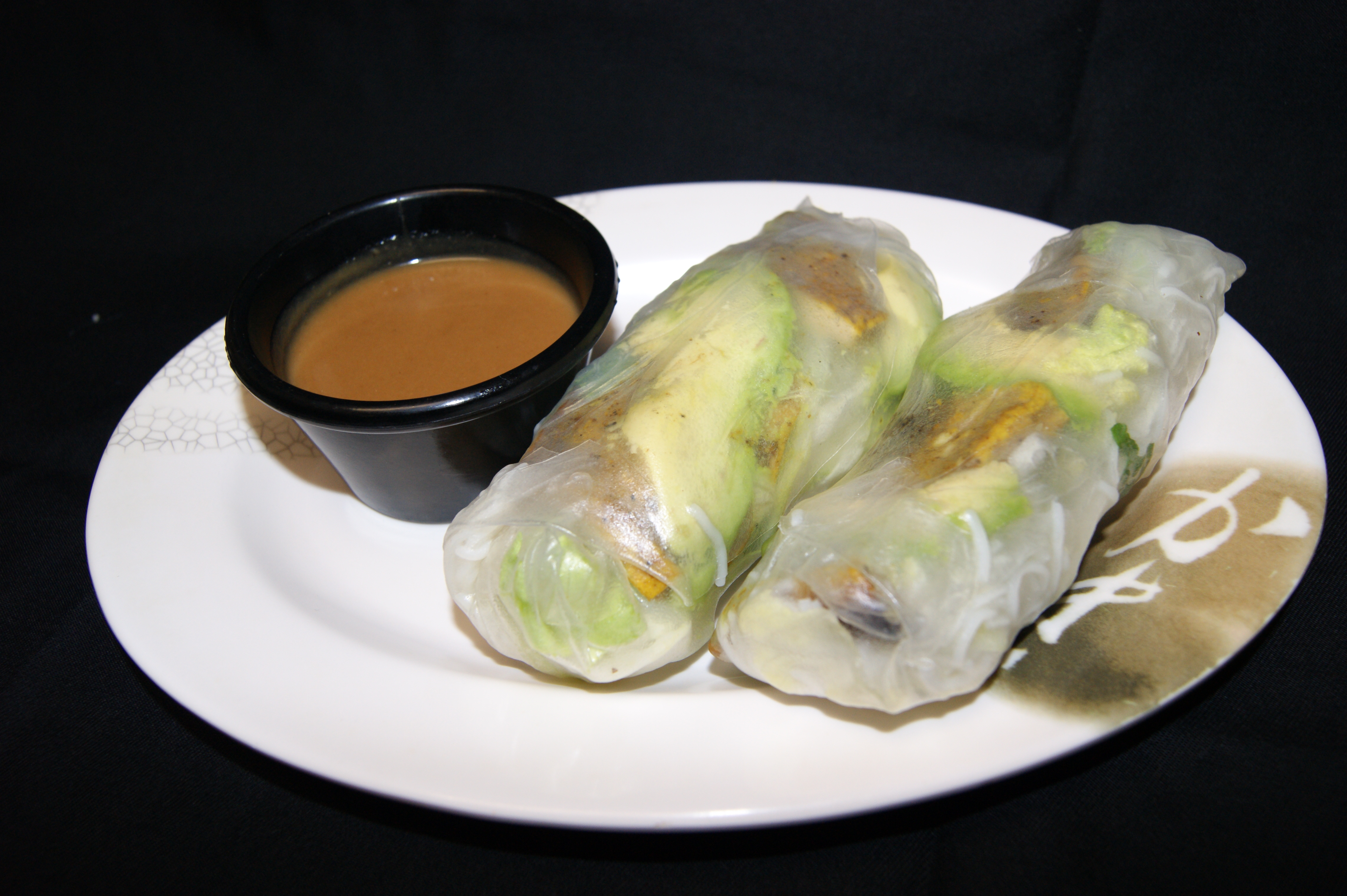 Order SD6. Avocado with Tofu Summer Rolls food online from Saigon Subs & Cafe store, Morristown on bringmethat.com