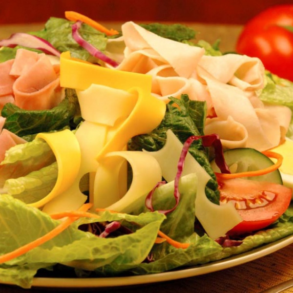 Order Chef Salad food online from Murphy Deli store, Austin on bringmethat.com