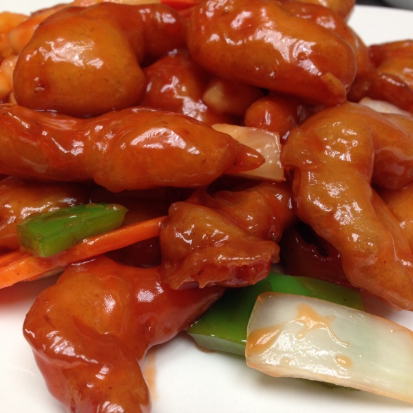 Order Sweet and Sour Chicken food online from Yummy China store, Hawaiian Gardens on bringmethat.com
