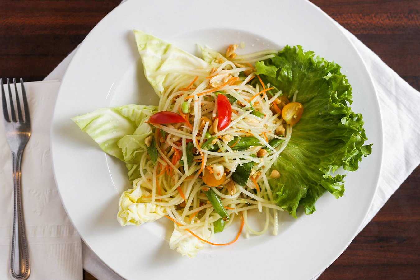 Order 33. Papaya Salad food online from Sri Thai Cuisine store, San Francisco on bringmethat.com