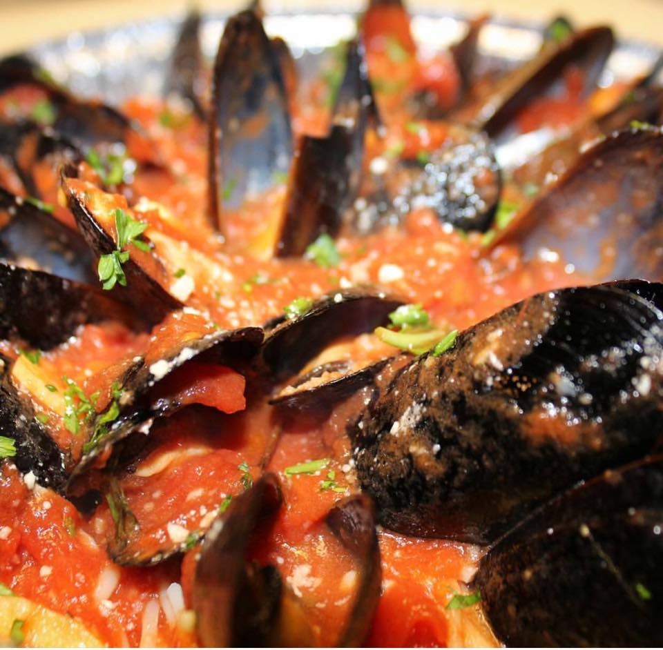 Order Mussels Marinara - Entree food online from Palermo Italian Grill store, Northampton on bringmethat.com
