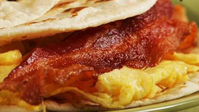 Order Bacon and egg Tacos (Order of 3) food online from El Taco Chico store, Oak Park on bringmethat.com