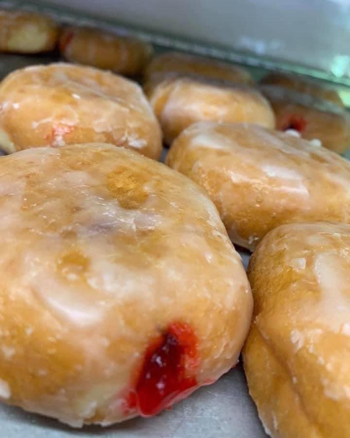 Order Jelly Donut food online from Duke Bakery Granite City store, Granite City on bringmethat.com