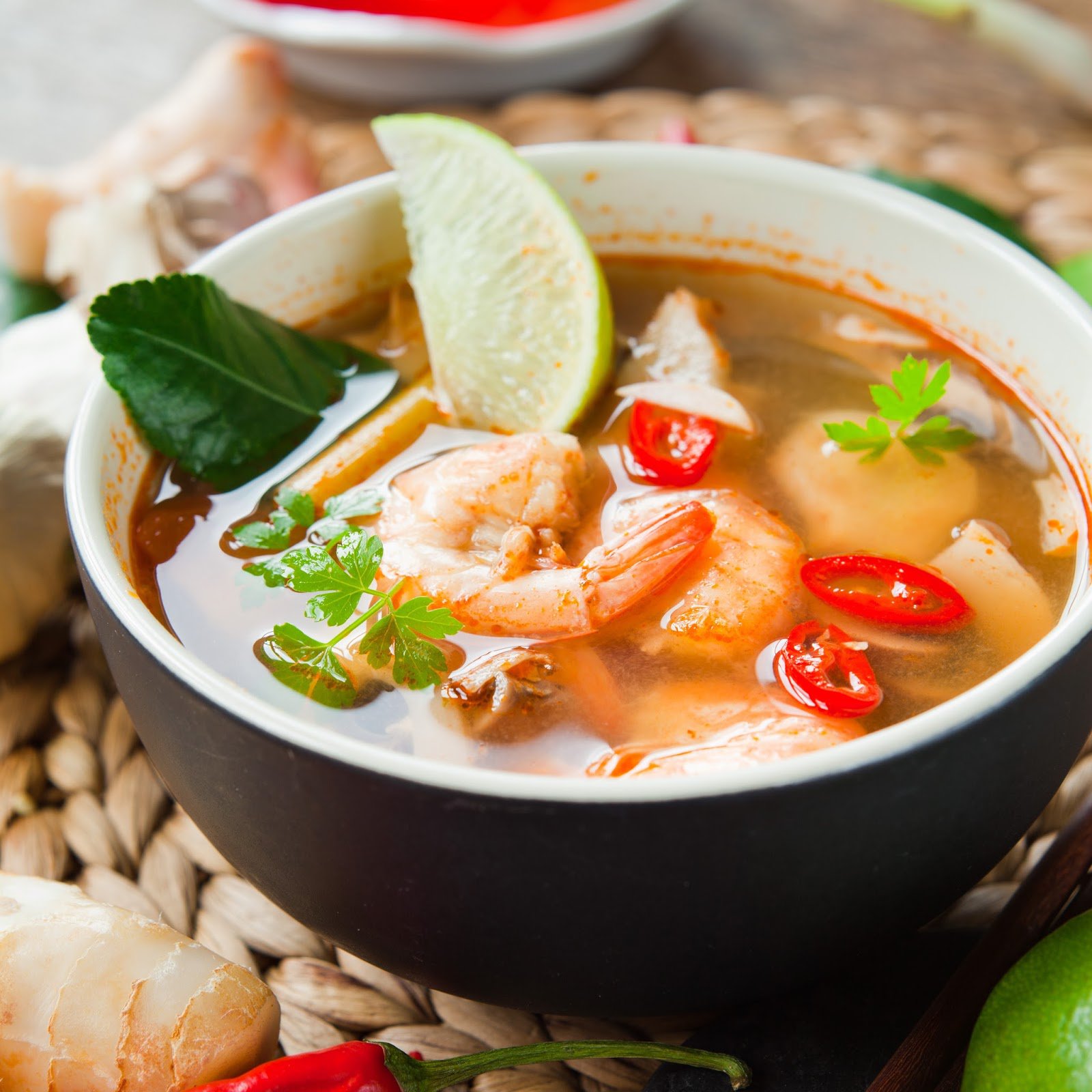 Order Tom Yum Soup food online from Satto Thai And Sushi store, Atlanta on bringmethat.com
