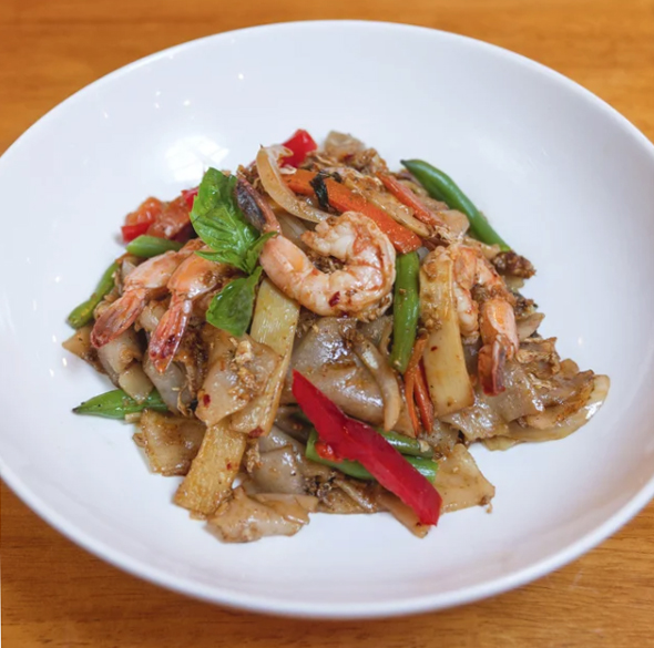 Order Drunken Spicy Noodle food online from Tue thai store, New York on bringmethat.com