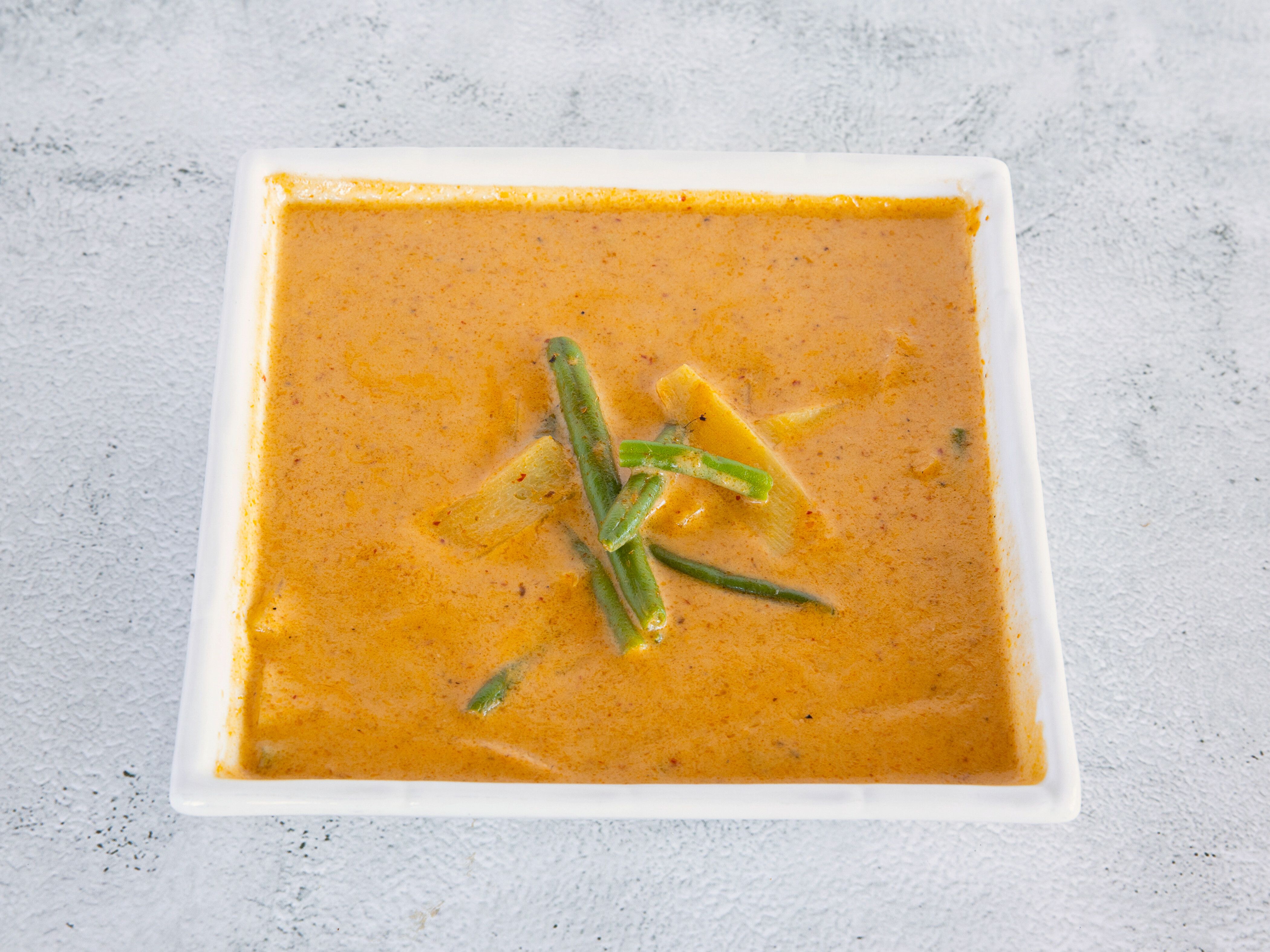 Order Red Curry food online from Exotic Thai Bistro store, El Centro on bringmethat.com