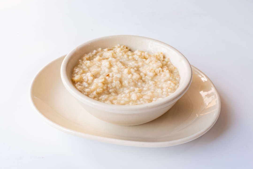 Order Old Fashioned Oatmeal BOWL food online from Kup A Joe Cafe store, Frankfort on bringmethat.com