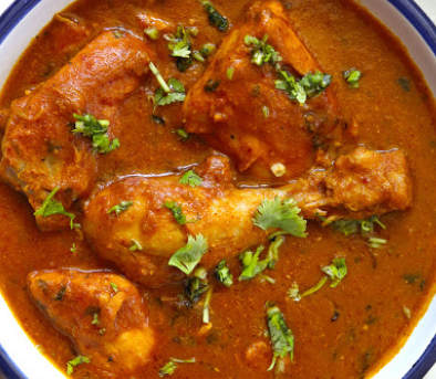 Order Chicken Curry food online from Taza Kitchen & Pizza store, Norristown on bringmethat.com
