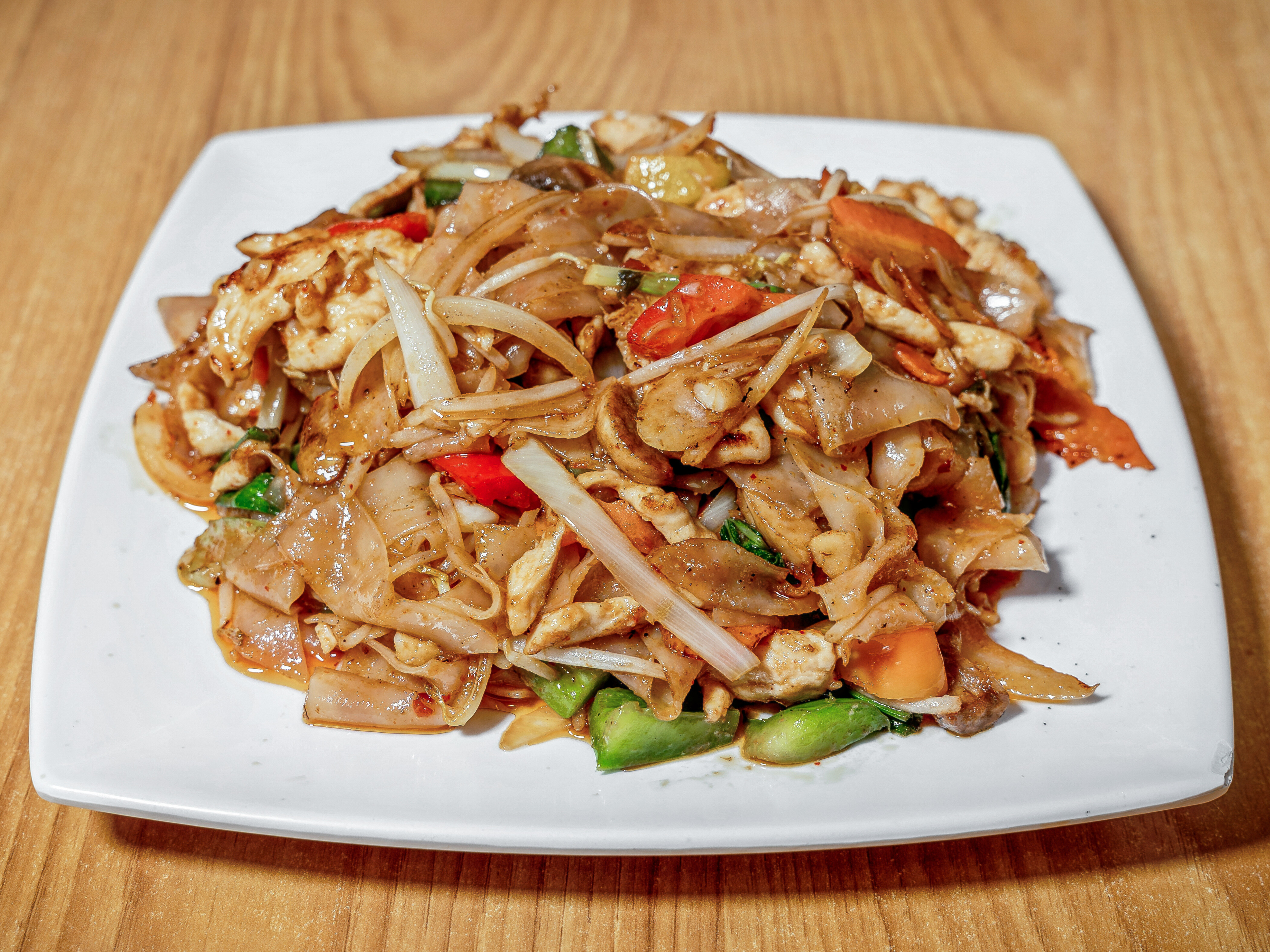 Order Thai Flat Rice Noodle food online from Kim Phung Restaurant store, Cedar Park on bringmethat.com