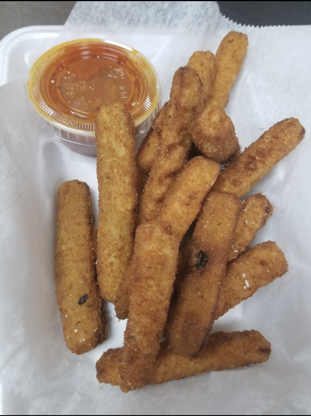 Order Fried Zucchini food online from Pizzeria Gusto store, Providence on bringmethat.com