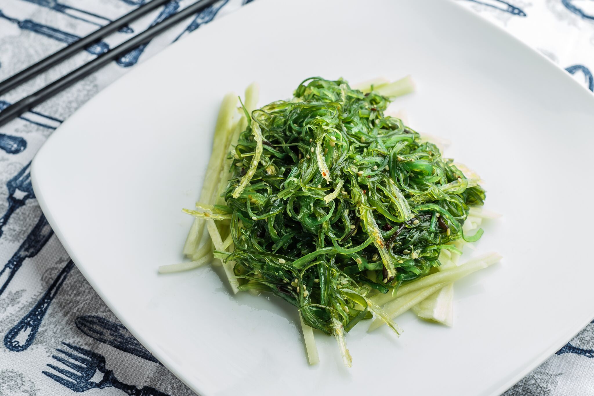 Order Seaweed Salad food online from Oec Japanese Express store, Madison on bringmethat.com