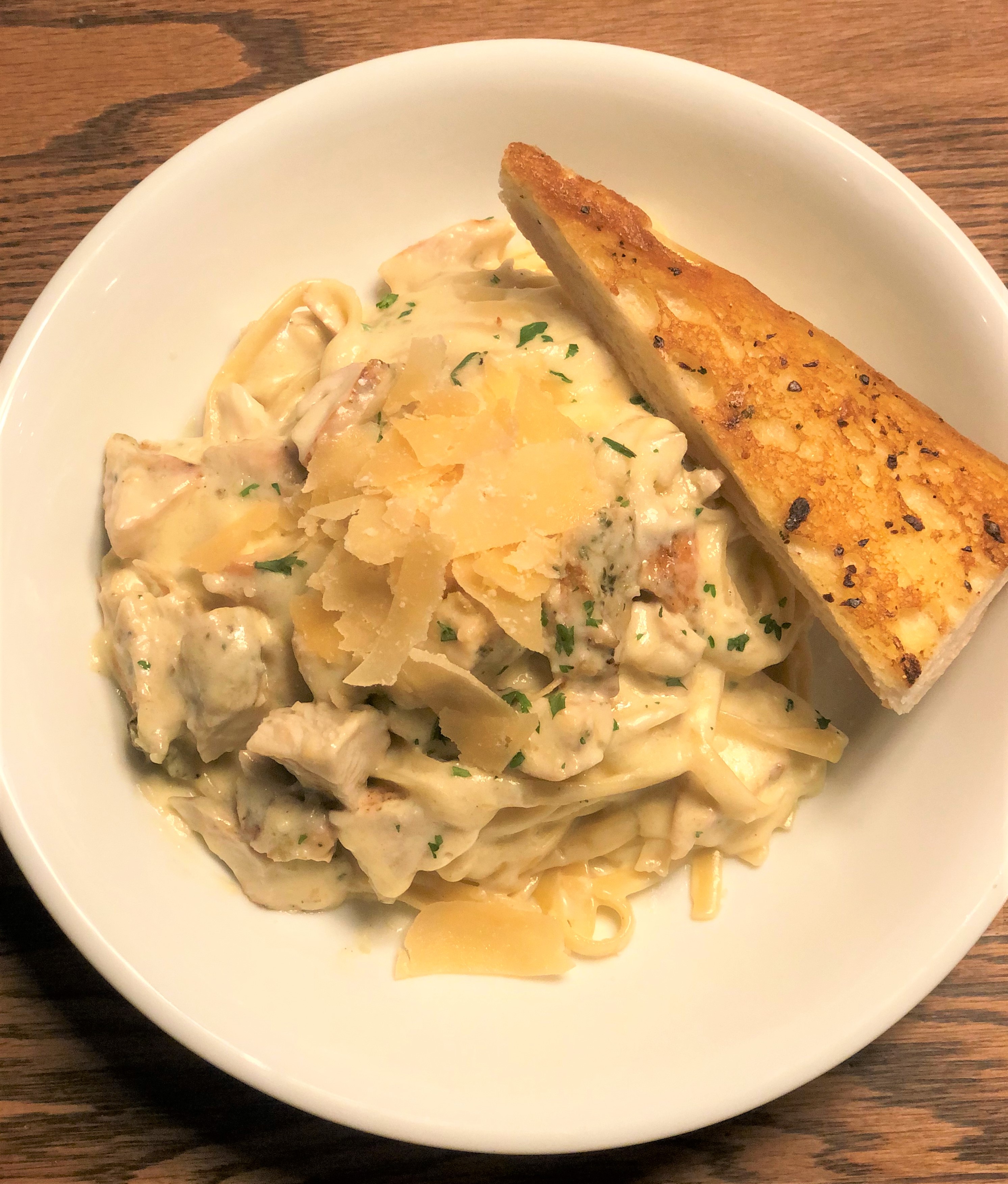 Order Fettuccine Alfredo with Grilled Chicken Breast food online from Sobella Cucina store, Glenview on bringmethat.com