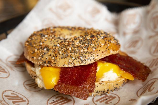 Order Classic Egg White 360 calories food online from Manhattan Bagel store, Wall on bringmethat.com
